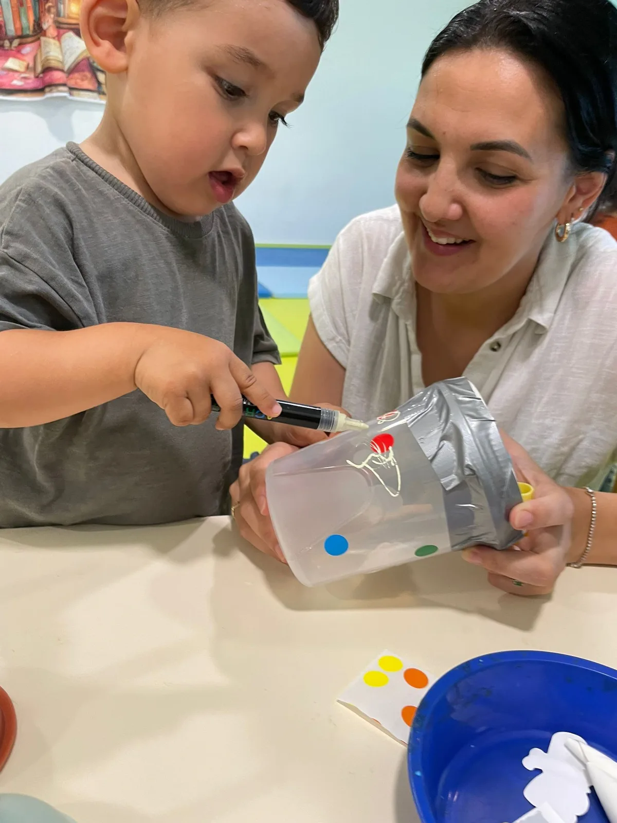 Jeux de percussion et éveil sensoriel petite enfance